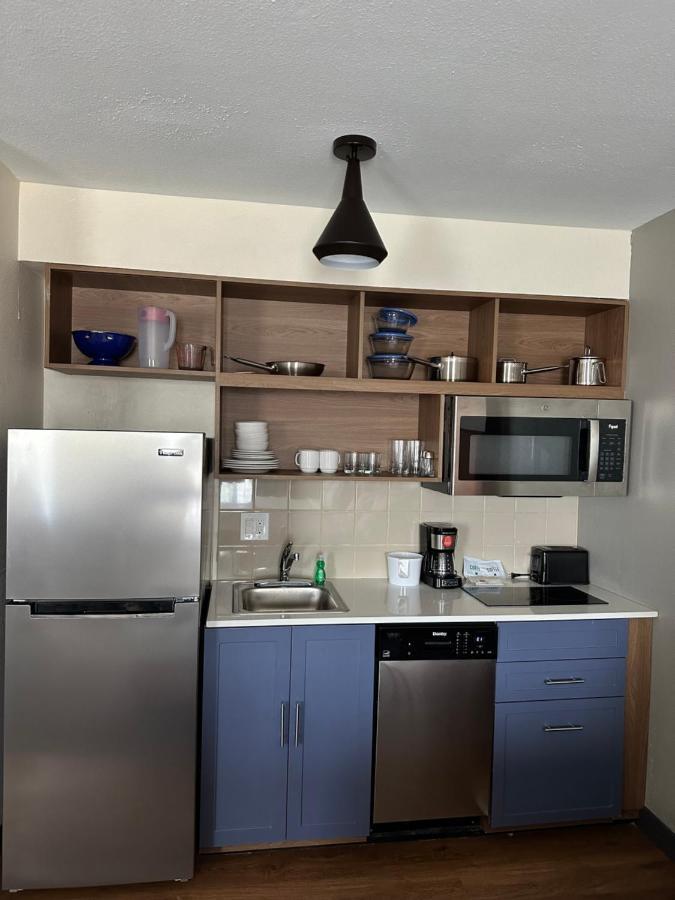 Candlewood Suites Stafford Houston Exterior photo