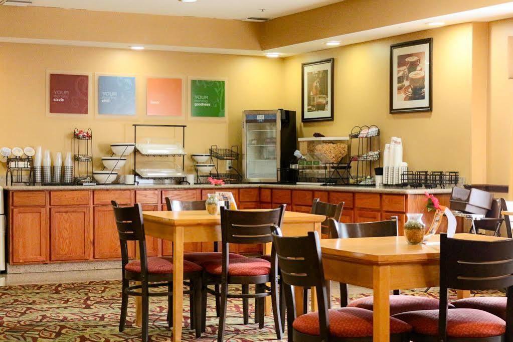 Candlewood Suites Stafford Houston Exterior photo