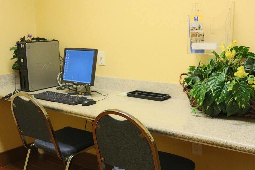 Candlewood Suites Stafford Houston Exterior photo